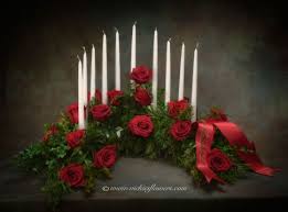 Cremation Funeral Flowers 021 275 Plus Tax And Delivery Gorgeous And Traditional Red Rose Wreath For A In 2020 Funeral Flowers Red Rose Arrangements Funeral Candles