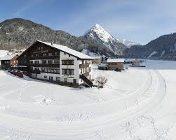 Der uga express, sowohl lifthauptkasse und skischule liegen 300 meter von unserem haus entfernt! Elisabeth Ab 116 1 2 3 Bewertungen Fotos Preisvergleich Schoppernau Osterreich Tripadvisor