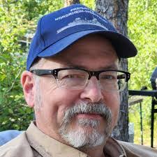 Leo Lang's Instagram, Twitter & Facebook