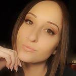 Amanda Realyvasquez's Instagram, Twitter & Facebook