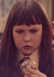 Elise Blake's Instagram, Twitter & Facebook