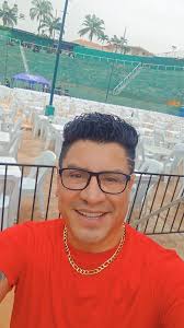 Grabando ando una composición mía se vienen canciones inéditas