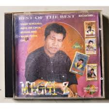 Ia sangat dikenal publik sebagai penyanyi dangdut. Vcd Meggy Z Best Of The Best Shopee Indonesia