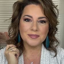 iso: hair and makeup artist for Oct. 24th 2026!