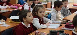 De fapt, cu cat predai, dai meditatii sau ii asisti mai mult pe altii in procesul de invatare, cu atat inveti si tu mai mult. Anul Scolar 2012 2013 Cand Incepe Scoala Si Cand Se Termina Cand