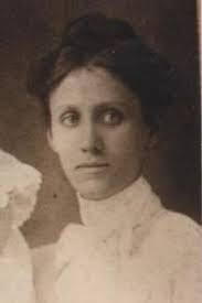 Pearl Humphrey's Instagram, Twitter & Facebook