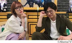 超人気声優の下野紘さん。 最近では、鬼滅の刃の我妻善逸役として注目され、バラエティーにも引っ張りだこですね。 今回は、そんな下野さんについて調べました。 妻は内田真礼さん？ 唐揚げが大好き! å£°å„ª ä¸‹é‡Žç´˜ã® ãƒ¡ã‚¬ãƒæ„› çˆ†ç™º 2020å¹´3æœˆ7æ—¥ ã‚¨ã‚­ã‚µã‚¤ãƒˆãƒ‹ãƒ¥ãƒ¼ã‚¹