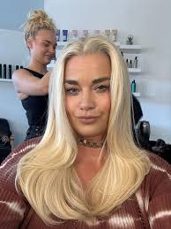 No make up pyjama day 🌺 #nomakeup #pyjamaday #sundayfunday #lifestyle #fyp  #womeninspiringwomen