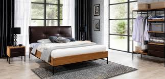 Unsere sets für komplette schlafzimmer bestehen aus harmonisch abgestimmten möbeln, die ihren liebsten rückzugsort im handumdrehen in eine wohlfühloase verwandeln. 3 Tlg Komplett Set Holz Schlafzimmer Loft Stil Design Bett Kommode Schrank Neu Www Jvmoebel De La Design Chesterfield Mobel Ledersofa Sofa