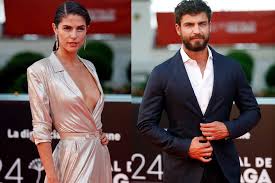 Viviana saccone rompió el silencio sobre los rumores de romance con maxi iglesias. Maxi Iglesias Y La Actriz Peruana Stephanie Cayo Nueva Pareja Sorpresa Magazinespain Com