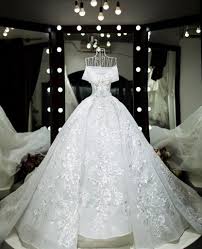 Off Shoulder Ball Gown Ame Custom Wedding Dress Shop In Houston Tx Princess Wedding Dresses Dream Wedding Dress Princesses Wedding Dresses Lace