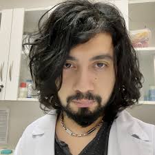 Erwin Munoz's Instagram, Twitter & Facebook