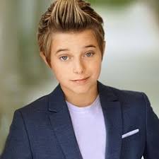 Gavin Magnus — The Movie Database (TMDB)