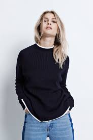 This knit lies flat due to the method of knitting and generally features more stretch in the width than the length. Nicoline Knit Piping 5531