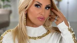 Dagmara Kaźmierska uwiodła w Afryce niezłego przystojniaka. Jest czułe  zdjęcie i jeszcze bardziej romantyczny opis