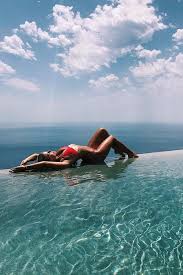Go To The Ends Of The Earth In This Stunning Infinity Pool On The Amalfi Coast Pool Photography Beach Photography Pool Poses