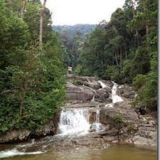 Air terjun way lalaan terletak di kaki gunung tanggamus dan merupakan air terjun bertingkat dengan jarak kurang lebih 200 m. Air Terjun Puteri Gunung Ledang Di Johor Lokasi Mandi Manda Yang Menenangkan Untuk Pelawat Tempat Menarik