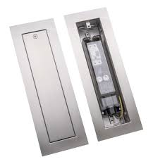 Advertisement the junction box can be flush to either a solid ceiling or exposed through and flush to an opening the ceiling/wall mounting plate attaches to the top of the suspension column. Accessories Kategorien Hsw Stadtfeld