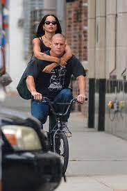 There's more than a friendship going on with channing and zoe, the. Akokg6vlgf3 Hm