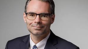 Stephanie Leeds, MD, MHS < Yale School of Medicine