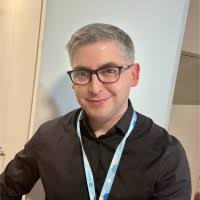 10+ perfiles de «Darwin Sandoval»