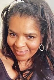 Kelly Ragland's Instagram, Twitter & Facebook