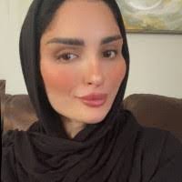 Nour Itani's Instagram, Twitter & Facebook