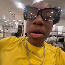 Hi my name is Corey Ballenger, I'm 18 and from South Suburbs in Matteson  Illinois. I went to Southland College Prep and was the captain of my step  team there and also