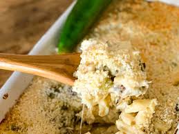 Pour 1 to 2 tablespoons bacon fat into a clean sauté pan, and reserve the rest for another use. Drool Worthy Smoked Mac And Cheese Smoked Meat Sunday