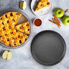 The advantage is you can lift the pan away from the cake instead of turning the cake pan over onto a plate. Hiware 7 Inch Non Stick Springform Pan Cheesecake Pan Leakproof Cake Pan With 50 Pcs Parchment Paper Accessories For Instant Pot 6 8 Qt Pressure Cooker Pricepulse