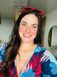 Michelle Krull's Instagram, Twitter & Facebook