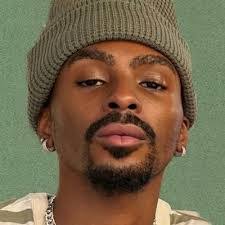 Monique Spence's Instagram, Twitter & Facebook