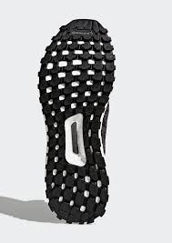 Sohlen müssen gleichzeitig stabilisieren und dämpfen und dürfen dabei auch nicht schwer sein. Welche Sohle Fur Hallenschuhe Erlaubt Sport Und Fitness Schuhe Training