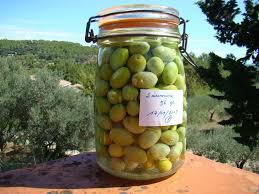 Olives Vertes En Bocaux Saumure Extra Facile La Cachina En 2020 Recette Olives Preparation Des Olives Saumure Pour Olives