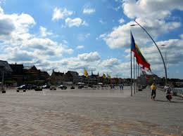 Bis zur belgischen hauptstadt fährst du von hier aus im übrigen knapp eine stunde und 15 minuten. Sehenswurdigkeiten Ferienwohnungen Und Hauser In Nieuwpoort