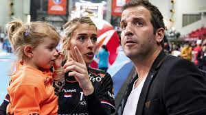 Evert van duijn quang tran edit: Suss Hier Feiert Estavana Mit Tochter Jesslynn Den Wm Titel Promiflash De