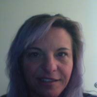 Hollie Bray's Instagram, Twitter & Facebook