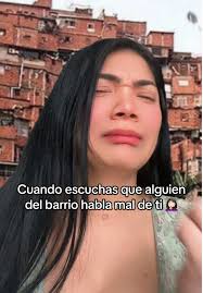 Mujer Habla Barrio