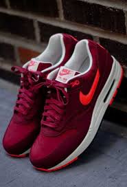 Nike Bayan Bordo Spor Ayakkabi Resimleri Nike Free Ayakkabilari Kosu Ayakkabilari Nike Nike Air Max