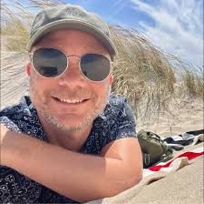 Yesterday was Michael Banks' 60th birthday. Michael does all the  fundraising for the Restoration Fund ( with his v kind team of helpers). He  is always kind and generous with his time.