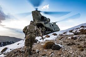 The 27 Most Powerful Images Of The Us Military In 2018 In 2020 Chinook Helicopters Usaf Military