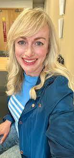 Brenda Muir's Instagram, Twitter & Facebook