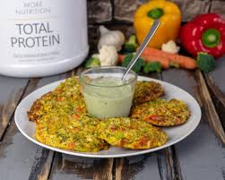 Schnelle Zubereitung Proteinreich Kalorienarm Das Rezept Zu Den Protein Gemusepuffer Gesunder Protein Sna Protein Snacks Lebensmittel Essen Gemusepuffer