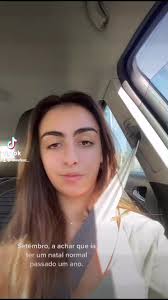 Raquel Lopes (@rakellya_)