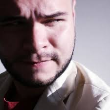 Luis Parrado Ackine (@Luitchy)