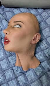 Creafx Taylor mask in tan