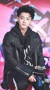 Hochwertige huang zitao geschenke und merchandise. Huang Zitao Tao Tao Exo Huang Zi Tao Tao