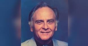 Aiden Looney's Instagram, Twitter & Facebook