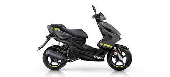 Best viewed as a budget 125cc scooter, the suzuki address 110 makes about the same power as many low to mid range 125. Top 10 50cc Moped Scooters For 2019 Carole Nash