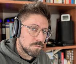 I tried Apple AirPods Max with lossless audio [May 2025]